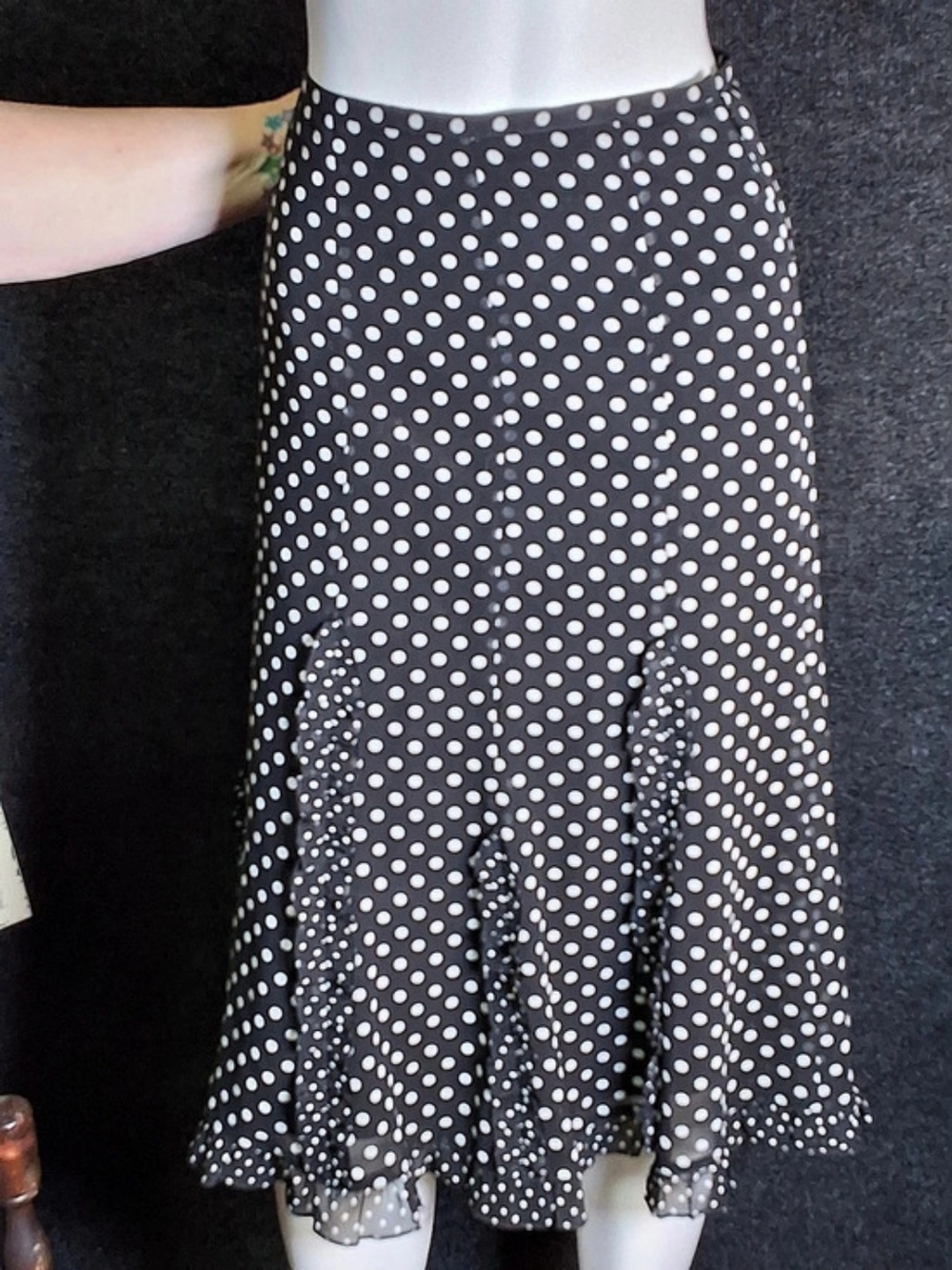 Ann Taylor LOFT Polka Dot Ruffle Midi Skirt Size 14 Like New